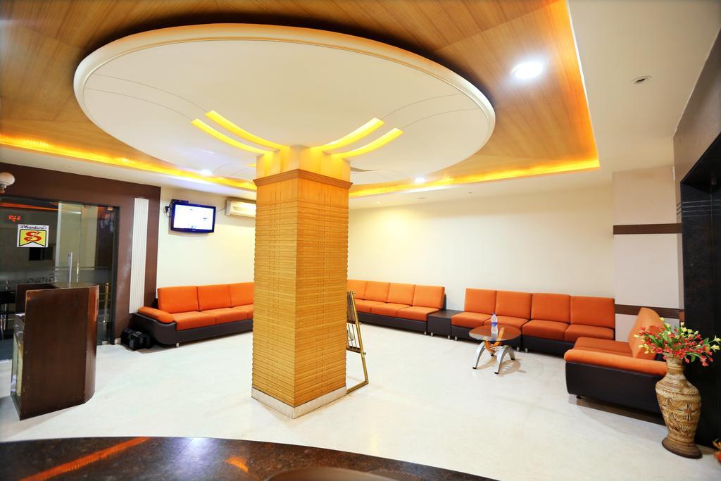 Hotel Sitara Grand Хидерабад Екстериор снимка